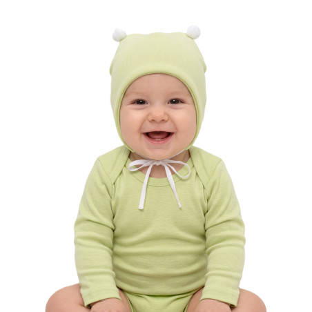 GAJI / Čiapka s bambuľkami obojlíc - pistaciová